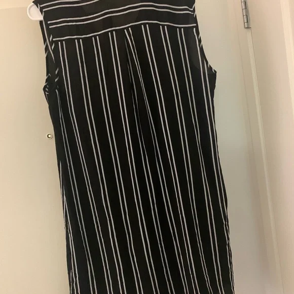 Black & white dress - Picture 2 of 2